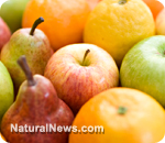Closeup-Of-Fruits-Apples-Pears-Oranges